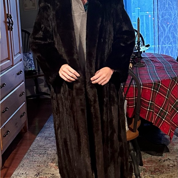 Vintage Dark Brown Fur Long Coat - Picture 16 of 16